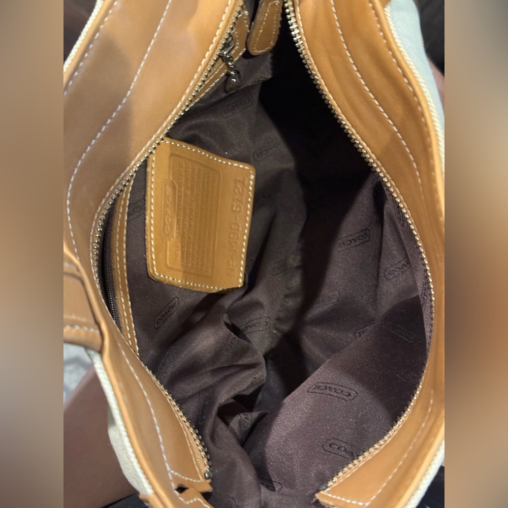 Coach Bleeker 6121 Tan and Brown Leather and Linen Tote EUC Made in the USA 🇺🇸🇺🇸 - Picture 11 of 17